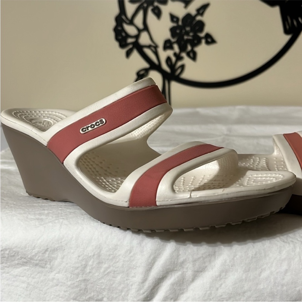 Crocs Women's Sandals - Cream and Brown - Picture 2 of 4